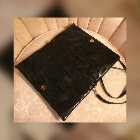 🦋 Rare Betsy Johnson Crossbody! NWOT never used - Picture 4 of 5